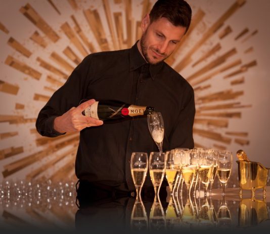 Praca barmana – o czym warto pamiętać? barman praca