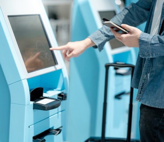 Era cyfrowej obsługi: Rewolucja w dostępie do usług przez automaty